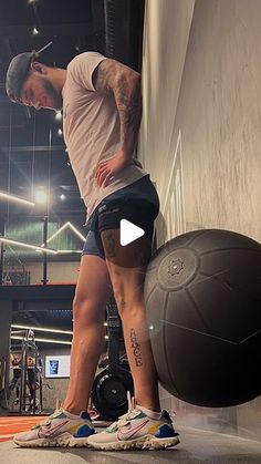 1,098 likes, 6 comments - dreamchaserr.__ on February 16, 2023: "3 great exercise to work on terminal knee extension. Let me know if you have any questions  ⠀⠀⠀⠀⠀⠀⠀⠀⠀ ✅ Save this post 🤳🏽 Send it to a friend or tag him/her ⠀⠀⠀⠀⠀⠀⠀⠀⠀ Are you looking to get coached? Or do you live in Belgium and you are looking for a cupping session? DM ME 📥  ⠀⠀⠀⠀⠀⠀⠀⠀⠀ #sportsperformance #athleticperformance #aclreconstruction  #aclrehab #quads #quadstrength #kneeflexion #kneeextension #hipmobility #calves #... Ankle Mobility Exercises, Acl Rehab, Ankle Mobility, Mobility Exercises, Balance Exercises, Athletic Performance, Physical Therapy, Dm Me