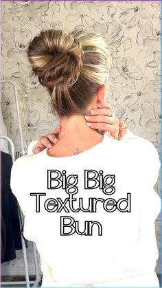 Love me a BIG bun! What do you think?! -Comment SHOP for direct links to be sent to your DM’s OTHER WAYS TO SHOP- •Go to my IG home page to find my link in bio- linker.ee/natalie.m.west •Follow me on LTK for exclusive content- natalie.west •Shop my Amazon Storefront- shop collections, photos, and videos. Hairstyle • Hair • Fashion • Beauty • lifestyle • Affordable Style • Amazon Finds • Hair Tutorials • Hair Products • Hair care • Styled Content #hairstyle #easyhairtutorials #hair #ha... Medium Fine Hair, Mini Pony, Big Bun, Easy Hair Updos, Hair Fork, Mom Hairstyles, Pool Hairstyles, Hair Tutorials Easy, Birds Nest