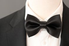 Black satin mens  big tom ford bow tie set, tom ford bow tie, black silk bow tie Pink Prom Suit, Tom Ford Bow Tie, Bowtie Groomsmen, Navy Blue Bow Tie, Black Bowtie, Tuxedo Bow Tie, Burgundy Bow Tie, Brown Bow Tie