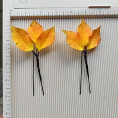 Yellow, orange and red leaves attached to hair fork! The price is for 2 pieces. Yellow leaves hair pins are the perfect woodland headpiece. Bridal head piece with leaves to add whimsy to your celebration or even for every day! Autumn leaf hair pins are a wonderful accessory for a autumn wedding, a forest wedding, a yellow wedding. Apart from the hairstyle, I can also make leaves for table decoration, candlesticks, bottles... Burnt orange hair pins have imprint of natural leaves, no mold used! Ve Woodland Headpiece, Leaf Hair Accessories, Burnt Orange Hair, Diy Leaves, Headpiece Bridal, Hair Fork, Hair Accessories Clips, Red Leaves, Fall Leaf