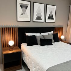 Cuadros , respaldar , decoración Decoracion Habitacion Matrimonial Ideas, New Bedroom Ideas For Couples, Black Room Decor Bedroom, Wallpaper Ideas Bedroom, Luxury Bedroom Design Ideas, Modern Luxury Bedroom Design, Bedroom Wallpaper Ideas, Black Room Decor, Bedroom Wall Decor Ideas