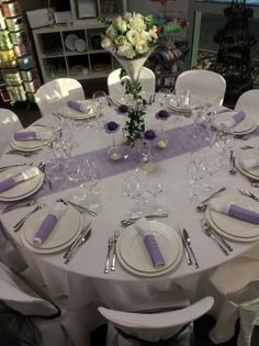 Purple Wedding Reception Decorations, Champagne Quince Dresses, Reception Decorations Ideas, Pink And Gold Quince, Champagne Quince, Purple Wedding Reception, Quince Dresses Champagne, Lavender Quince, Quince Dresses Charro