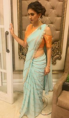 Beautiful Blouse Designs, Crochet Top Outfits, Cold Shoulder Blouse Designs, Blouse Designs For Saree, New Saree Blouse Designs, Fashion Outfit Ideas, Modern Saree