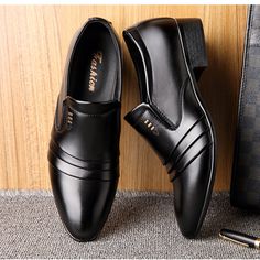 Product Description * Item :Men's Breathable Casual Pointed Toe Leather Shoes British Business Dress * Condition: 100% Brand New * Color：Black * Package：1 pair shoes （Without accessories）   Please note: 1.If your feet are wide, please order size up. 2.The color maybe a little difference because of the light,screen reflection etc.   Shipping 1. Your Item(s) will be shipped within 5-15 business days once payment received. 2. Standard shipping to US/UK,you may can get it in 10-20 Business days.   S Leather Fashion Men, Leather Shoes For Men, British Wedding, Branded Shoes For Men, Mens Business, Leather Wedding, Dress Loafers, Black Oxfords, Business Dress