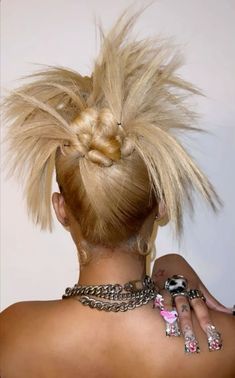 Editorial Hair, High Bun, Hair Ponytail Styles, Hair Weave