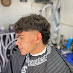 Fade Curly Hair, Taper Fade Short Hair, Fade Haircut Curly Hair, Long Curly Hair Men, Low Taper Fade Haircut, Taper Fade Curly Hair, Mullet Fade, Low Taper Fade, Short Fade Haircut