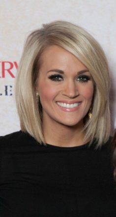 #MensFashionHairstyles Lob Haircut, Shoulder Length Hair Cuts, Haircut And Color, Carrie Underwood, Hair Dos, Bobs Haircuts