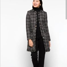 Dkny Tweed Coat Nwot Formal Houndstooth Tweed Dress For Fall, Winter Tweed Dress With Houndstooth Pattern, Fall Houndstooth Tweed Dress For Work, Winter Workwear Houndstooth Tweed Dress, Winter Workwear Tweed Dress With Houndstooth Pattern, Winter Houndstooth Tweed Dress For Work, Tailored Tweed Outerwear For Office Wear, Fall Houndstooth Tweed Dress, Fall Tweed Dress For Work