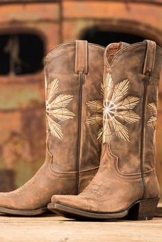 Southern Fried Chics is the fastest growing online boutique. With southern inspired clothing from Missy Robertson to more modern styles like Miss Me Jeans. Free Mail, Bota Country, Ring Bearers, Country Boots, Mens Cowboy, Mens Cowboy Boots, Saddle Brown, Cowgirl Style, Crazy Shoes