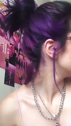 Cute Hair Colors Asian, Dark Purple On Blonde Hair, Dark Purple Dyed Hair Underneath, Black And Purple Hair Dye Ideas, Short Purple Hairstyles, Lunar Tides Cranbaby Hair, Purple Hair Inspo Short, Y2k Purple Hair, Purple Hair Designs