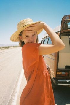 How to Pose for Photos: 48 Poses For Your Next Insta Photoshoot Senior Photos Beach, Straw Boater Hat, Alana Champion, Straw Boater