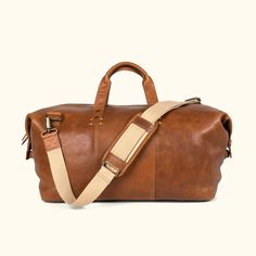 Walker Leather Weekend Bag - Rustic Tan | Buffalo Jackson Buffalo Jackson, Canvas Weekender Bag, Waxed Canvas Bag, Canvas Travel Bag, Weekender Bags, Rugged Leather, Leather Weekender Bag, Leather Duffle Bag, Mens Travel Bag