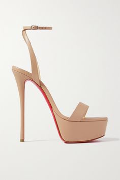 Christian Louboutin's 'Loubi Queen Alta' pumps are set on towering six-inch heels, their silhouette inspired by the pin-up girls of the 1950s. They're made from beige leather with soles lacquered in the label's iconic shade of red. Loubi Queen, Christian Louboutin Heels Outfit, Champagne Heels, Louboutin High Heels, Beige Pumps, Neutral Heels, Shoes Heels Classy, Shade Of Red, Leather Western Boots