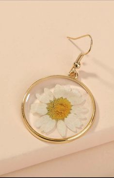 1.9in height 1.2in width Flower detail Gold Alloy Circle Acrylic Cottage Core Jewelry, Daisy Earrings, Christmas Jewelry, Round Earrings, Elegant Earrings, Cute Earrings, Hook Earrings, Cute Jewelry, Flower Earrings