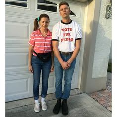 Cute Couple Halloween Costumes, College Halloween, Unique Halloween Costumes, Halloween Pins, Unique Costumes, Couples Halloween