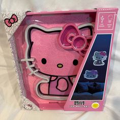 the hello kitty phone case is in its box