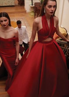 Autumn/Winter 2018 – Hamda Al Fahim Lia Stublla, Carpet Inspiration, Women In Red, Red Dresses, Dress Inspo, Fashion Board