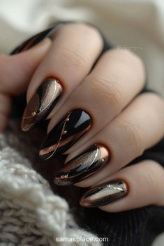 Nails For Computer Work, Bronze And Black Nails, Dark And Gold Nails, Dagger Nail Art, Black And Bronze Nails, Tiger Eye Nails Design, Black And Gold Ombre Nails, Black With Gold Nails