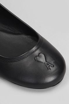 Ballet flats in black leather, round toe, slip on, embossed logo, 100% leather, leather sole, Made in Portugal Black Leather Slip-on Ballet Flats, Black Leather Ballet Flats With Branded Insole, Classic Black Slip-on Ballet Flats, Black Calf Leather Slip-on Flats, Black Ballet Flats With Leather Lining And Almond Toe, Black Ballet Flats With Leather Sole, Black Leather Ballet Flats With Leather Sole, Black Slip-on Ballet Flats With Leather Sole, Black Calf Leather Flats With Textured Sole