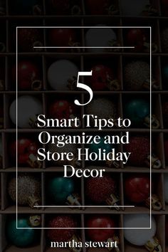 Stay organized this Christmas season with these 5 amazing organization tips! Start organizing and planning now for a stress-free Christmas this year. #organizationhacks #organizedchristmas #christmasorganization #christmasdecortips Organize Holiday Decor, Organized Christmas Decorations, Holiday Chaos, Chic Organization, Gift Wrapping Station, Wrapping Station, Holiday Organization, Christmas Tree Storage