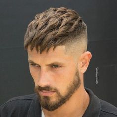 Find out additional details on "mens hairstyles medium". Take a look at our web site. Haircut And Beard, Textured Haircut, Hairstyles Men, Popular Haircuts, Corte De Cabelo Masculino, Mens Haircuts Short, Best Short Haircuts, Short Haircut