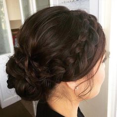 Braided Headband Hairstyles, Headband Braid, Braided Headband Hairstyle, Quince Hairstyles, Peinados Fáciles Para Cabello Corto, Penteado Cabelo Curto, Braided Headband, Trending Hairstyles, Braided Updo