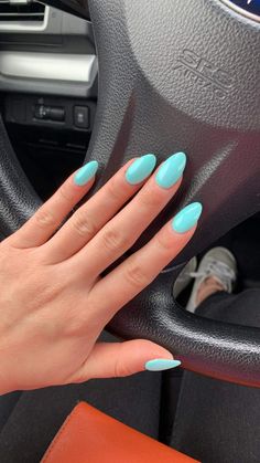 Light Blue Biab Nails, Teal Blue Nail Ideas, Turquoise Nails Round, Terquas Nails, Teal Acrylic Nails Almond, Teal Nails Almond Shape, Teal Oval Nails, Almond Teal Nails, Teal Almond Shaped Nails