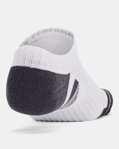 Durable material wicks sweat & dries really fast|New Locked-In Fit design keeps sock securely on heel for an adjustment-free fit|Medium cushioning throughout foot for comfort & protection|Mesh panels on top of foot for added breathability|Built-in arch support helps reduce foot fatigue Comfortable Functional White Socks, Comfortable White Functional Socks, Sporty Moisture-wicking Socks For Gym, Sporty Moisture-wicking Socks For Training, Sporty Moisture-wicking Gym Socks, Sporty Sweat-resistant Socks For Sports, Breathable White Socks, Comfortable Breathable White Socks, Comfortable Sweat-resistant White Socks