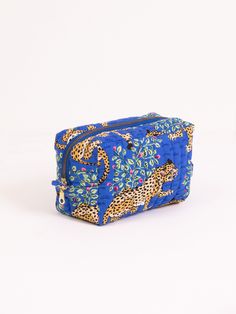 Bagheera - Makeup Pouch - Sapphire - Printfresh Bags Makeup, Quilted Bags, Phone Cards, Style Savvy, In The Bag, Pretty Bags, Makeup Bags