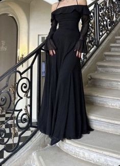 Black Prom Dresses Goth, Winter Ball Outfit Dress, Ethereal Black Dress, Slytherin Yule Ball Dresses Aesthetic, Decolte Dress, Black Prom Dress Inspiration, Long Black Dress With Sleeves, Yennefer Outfit, Black Princess Dresses