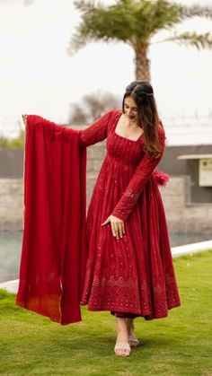 Red Anarkali Suits, Anarkali Designs, Red Anarkali, Long Frock Designs, Simple Frocks, Suit Collection