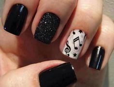 Nail Art Design - 65 Examples of Nail Art Design  <3 <3 Music Note Nails, Nail Art Blanc, Music Nails, Black And White Nail, Black And White Nail Art, Cute Nail Art Designs, White Nail Art