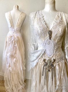 Bohemian Wedding dress in a beautiful delicate look ,bridal gown romantic, wedding dress antique lace,beach wedding dress,wedding dress lace,vintage inspired.. Skirt is tulle pieces in a fairy look . Length can be adjusted on request . There is lace up in the back , which Will adjust the dress according to your body figure . Will fit sizes Xs, s, m ,L READY MADE RAW RAGS wedding dress, the dress you will receive is the one of a kind dress, shown in the photo .Size will be adjusted according to y Shabby Chic Outfits, Vintage Style Wedding Dress, Shabby Chic Dress, Shabby Chic Clothes, Boho Mode, Bohemian Mode, Vintage Prom, Lace Beach Wedding Dress, Dresses Aesthetic