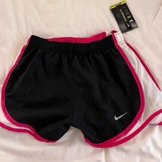 Nike Athletic Shorts Nwt Pink Black And White Built In Underwear Xs Nike Pink Athletic Shorts, Pink Nike Athletic Shorts, Nike Pink Athletic Shorts For Workout, Nike Athletic Shorts, Shorts Nike, Shorts Athletic, Nike Shorts, Athletic Shorts, Pink Black