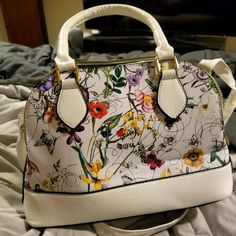 Floral Style Crossbody Bag. Faux Leather. Measurements: 10"W X 7-1/2"H X 5"D. Brand New Never Used W/Tags. Unbranded. Floral Style, Louis Vuitton Speedy Bag, Crossbody Bags, Crossbody Bag, Top Handle Bag, Color White, Faux Leather, Bag Lady, Louis Vuitton