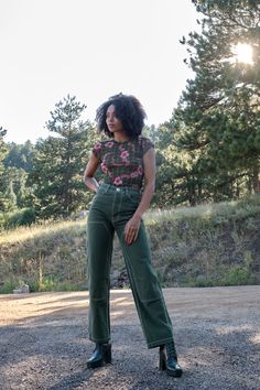 Jesse Kamm Patchfront Handy Pants in Olive Jesse Kamm, 2024 Style, Fall 2024, Pants, Beauty, Trousers