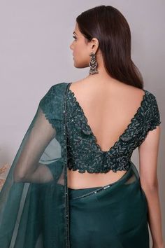 Blouse Designs For Thick Arms, Saree Jacket Sleeve Designs, Cut Sleeves Blouse Designs, Deep Back Blouse Design, Deep V Neck Blouse Indian, Blouse Design For Organza Saree, V Neck Blouse Indian, Sequin Blouse Designs, Cut Work Blouse Designs