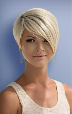 Pixie Haircut For Thick Hair, Edgy Short Hair, Mom Hairstyles, Cute Hairstyles For Short Hair, Short Hairstyle, Haircut For Thick Hair, Short Blonde, Short Cut