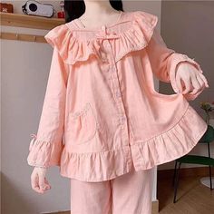 Cute Night Outfits, Cotton Suit Designs, Simple Dress Casual, Modest Dresses Fashion, Simple Style Outfits, Ruffle Trim Top, Pajama Fashion, Cute Pajama Sets, Muslim Outfits Casual