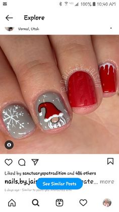 Fun Holiday Nail Designs, Dip Nails Christmas Ideas, Nome Nails, Gnomes Nails, Knomes Nails, Halloween Shellac Nails Designs, Nome Christmas Nails, Halloween Gnome Nails, Christmas Gnomes Nail Designs