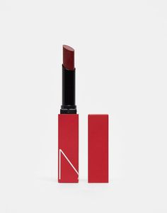 Cara + Cuerpo de NARS Juega con pigmentos Acabado mate Textura suave Color pigmentado Cobertura de hasta 10 horas Fórmula que no mancha Get Lucky es un tono rojo oscuro Por razones higiénicas, este producto no se puede devolver. Nars Powermatte Lipstick, Get Lucky, Pigment Coloring, Smooth Texture, Nars, Dark Red, Face And Body, Jewelry Shop, Must Haves