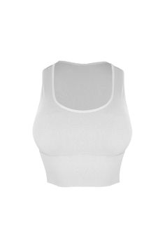 Scoop neck sculpting soft smooth basic crop top Slip on closure Bra friendly Runs true to size 92% Nylon 8% Spandex Julia is in size SM Height: 5'7" Bust: 32" Waist: 26" Hips: 38" Basic Scoop Neck Crop Top With Built-in Bra, High Stretch Crop Top With Built-in Bra, Cropped Top With Built-in Bra And Minimal Stretch, High Stretch Scoop Neck Crop Top, Bra Friendly, Scoop Neck Crop Top With Built-in Bra, Solid Top With Built-in Bra And Scoop Back, Medium Support Scoop Neck Crop Top For Workout, Medium Support Workout Crop Top With Scoop Neck, Compressive Scoop Neck Crop Top For Workout