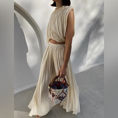 Nwt Size: Xs (2) Color: Off White 100% Polyester Crewneck Sleeveless Chiffon Maxi Skirt Length Bust: 32.3’ - 33.9’ Waist: 24.4’ - 26’ Hips: 34.3’ - 35.8’ Dramatic Ethereal, Celestial Style, Boho Fits, Home Vacation, Pleated Chiffon Skirt, Split Long Dress, Fit Clothes, Indie Sleaze, Fits Clothes