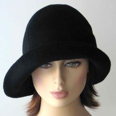 Women's Black Cloche Hat Wool Hat WomenFall by katarinacouture, $50.00  Want one!!! Posh Clothing, Retro Headband, Wool Cloche Hat, Veiled Hats, Women Hats Fashion, Headband Black, Hats Fashion, Women Hats, Hat Wool