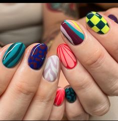 Funky Nails Short, Short Nail Manicure, Trend Nails, Funky Nail Art, Magic Nails, Punk Nails, Subtle Nails, Happy Nails, Nails Now