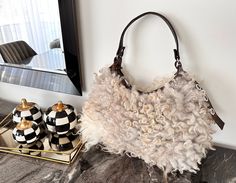 -Natural handmade sheepskin bag, 35.cm.25.cm.1.2,ft,0.8,ft  -Completely natural, real and odorless. Colors.   -Express shipping.color.white,off white. Thanks for visiting our shop. Hope we can help you find perfect decoration. All of our sheepskins are real, natural, odorless and soft. They are all selected and processed carefully. Classic Leather Tote, Student Bag, Personalized Leather, Leather Tote, Leather Shoulder Bag, Handmade Natural, Mother's Day Gifts, Mothers Day, Shoulder Bag