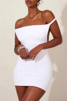 Summer One-shoulder Stretch Bandage Dress, Summer One-shoulder Bodycon Bandage Dress, White One Shoulder Bodycon Party Dress, Off-shoulder Bodycon Bandage Dress For Summer, White Strapless Backless Party Dress, White One-shoulder Bodycon Party Dress, Summer Off-shoulder Bodycon Bandage Dress, White Sleeveless Bandage Dress For Night Out, White Sleeveless Bodycon Dress For Party Season