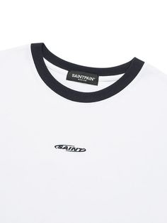 This casual T-shirt features color-blocking design to create sporty mood. It is made from comfortable 20's single cotton jersey.- Ribbed round neck- Logo embroidery at front - Double stripe tapes at sleeves- Point logo label at hem- Loose fit- Unisex wear- Tentar and tumble finish to minimize distortion after wash White Varsity T-shirt For Streetwear, Streetwear Cotton T-shirt With Contrast Color, White Crew Neck T-shirt With Contrast Color, Contrast Stripes Crew Neck T-shirt For Streetwear, Contrast Color Cotton T-shirt For Streetwear, College Crew Neck T-shirt With Contrast Color, Sports Cotton T-shirt With Contrast Color, Sports T-shirt In Contrast Color Cotton, Sports T-shirt In Cotton With Contrast Color