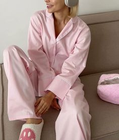 Pj Photoshoot, Pink Pjs, Pajamas Aesthetic, Modest Dresses Fashion, Cute Pjs, Sewing Projects Clothes, Cute Sleepwear, Casual Indian Fashion