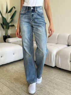 Judy Blue Full Size High Waist Straight Jeans High Waist Straight Jeans, Cowgirl Couture, Boho Jeans, Chic Gowns, Dressy Blouse, Fall Denim, Quick Outfits, School Fits, Classic Jeans